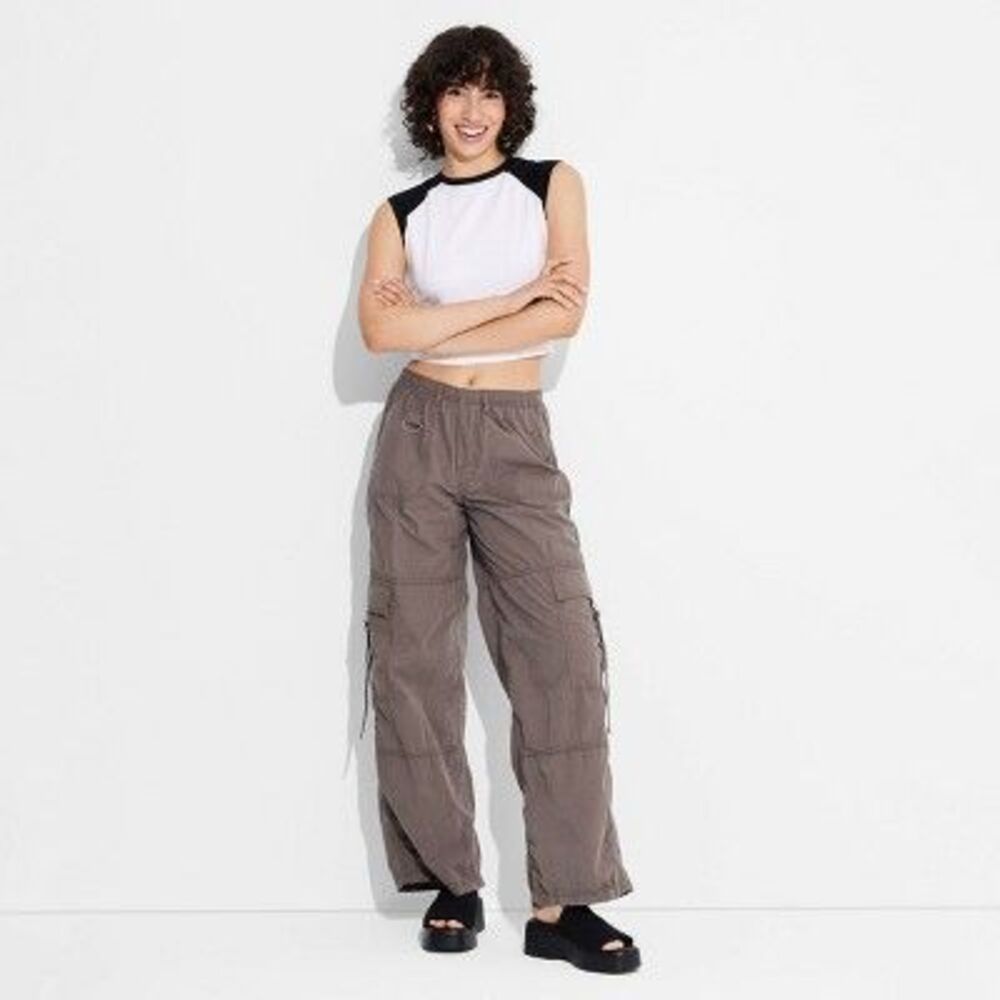 Wild Fable Women’s Mid Rise Wide Leg Relaxed Cargo Pewter